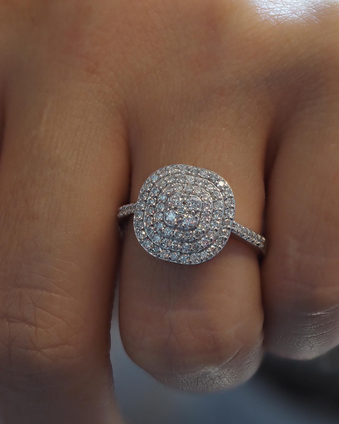 0.70 Karat Pırlata Yüzük