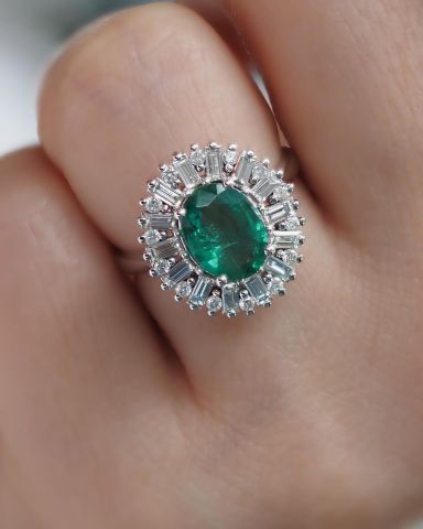 2.06 karat Naturel Zümrüt Pırlanta Yüzük
