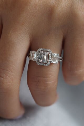 0.91 Karat Baget Pırlanta Yüzük