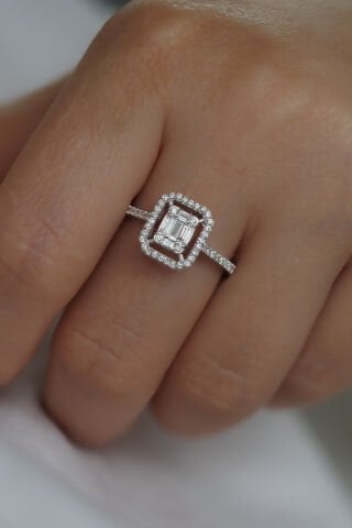 0.35 karat Baget Pırlanta Yüzük