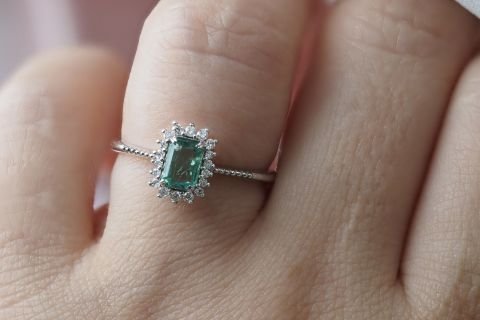 0.62 karat Zümrüt Pırlanta Yüzük