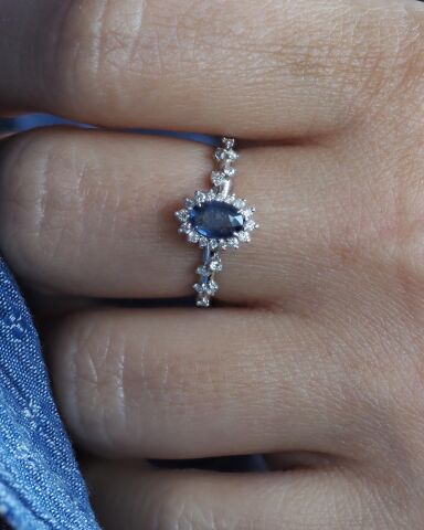 0.58 Karat Safir & Pırlanta Yüzük