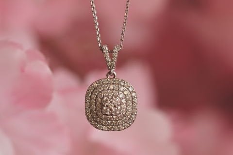 0.61 karat Pırlanta Kolye