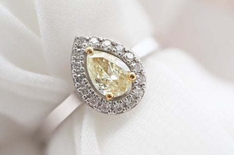 0.42 KARAT AMERİCAN FANCY PIRLANTA YÜZÜK