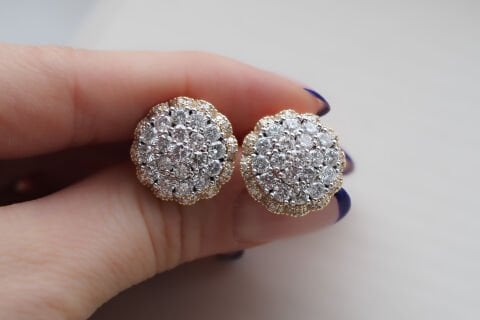 3.95 karat Pırlanta Küpe