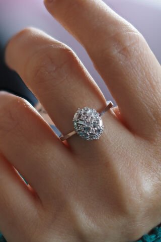 0.34 Karat Baget Pırlanta Yüzük