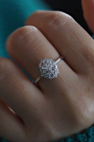 0.34 Karat Baget Pırlanta Yüzük