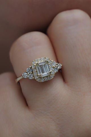0,73 karat Baget Pırlanta Yüzük