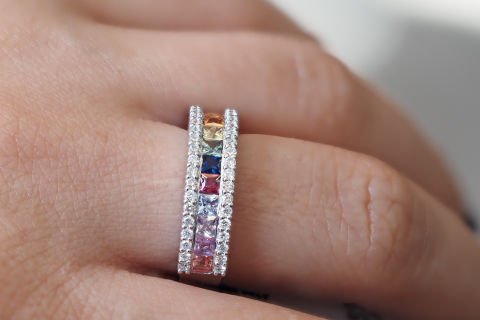 1.60 KARAT RAİNBOW PIRLANTA YÜZÜK