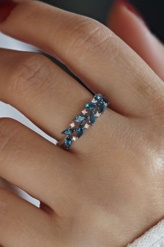 0,96 karat London Blue & Pırlanta yüzük