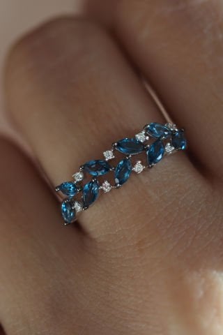 0,96 karat London Blue & Pırlanta yüzük