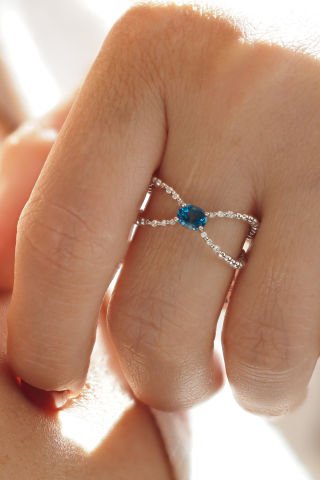 0,53 karat London Blue & Pırlanta yüzük