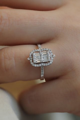0.56 karat Baget Pırlanta Yüzük