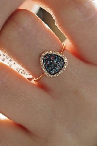 0,55 karat London Blue & Pırlanta yüzük