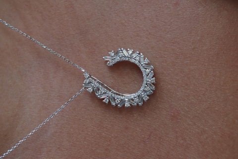 0.84 karat BAGET PIRLANTA KOLYE