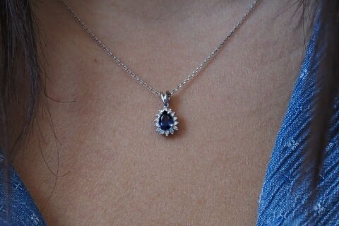 0.66 karat Safir Pırlanta Kolye