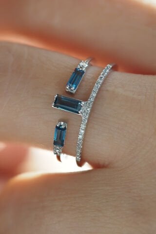 0,72 karat London Blue & Pırlanta Yüzük