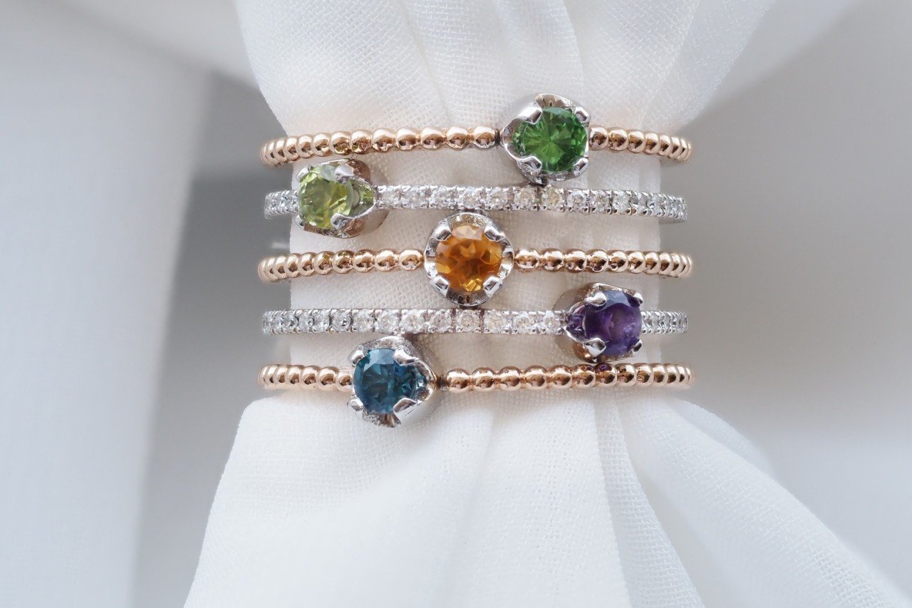 0.60 KARAT RAİNBOW PIRLANTA YÜZÜK