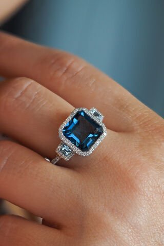 5,79 karat London Blue & Pırlanta Yüzük