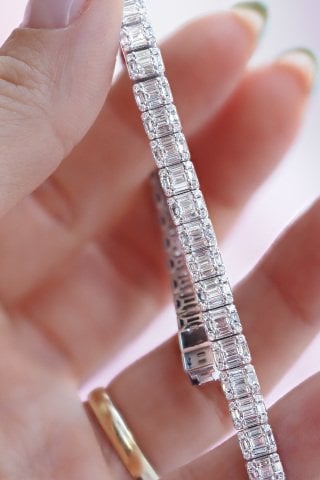 4.05 KARAT BAGET PIRLANTA SUYOLU