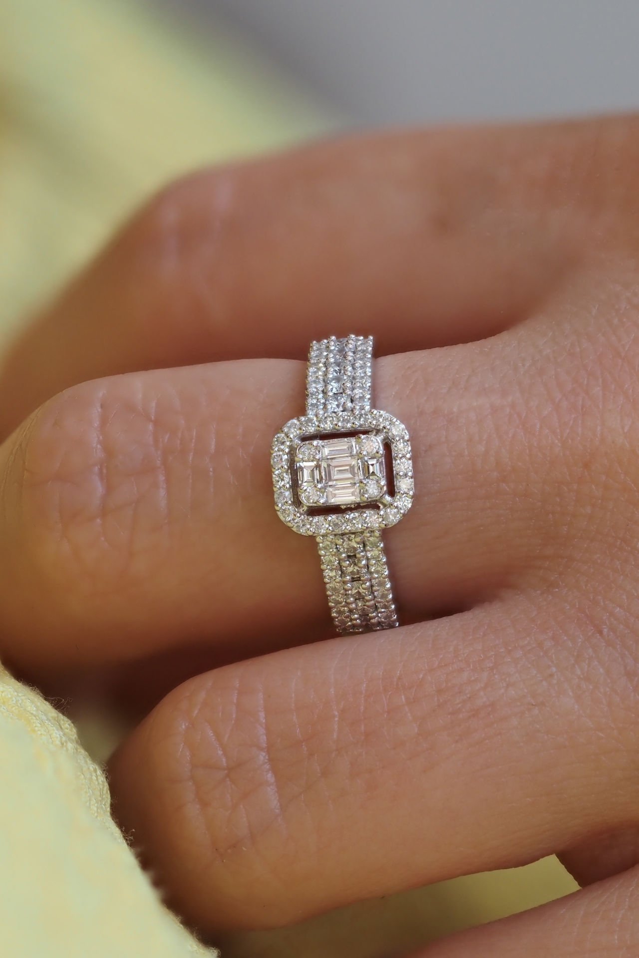1.62 Karat Baget Pırlanta Yüzük